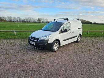 Photo of Peugeot Partner